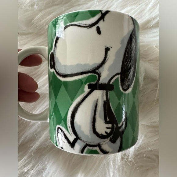 PEANUTS “SNOOPY” MUG/CUP  BY GIBSON  12 OZ  GREEN - Picture 4 of 5